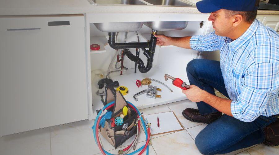 Expert burst pipe repair services in Crossett, AR
